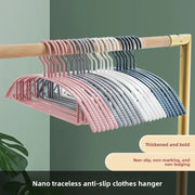 Thick Non-Slip Plastic Clothes Hangers for Wholesale